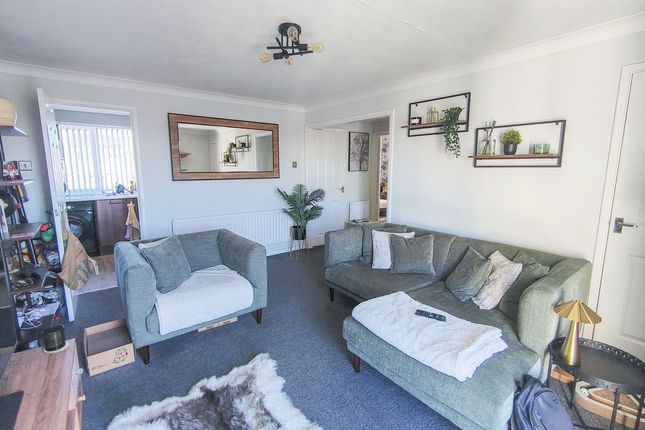5, Lyndhurst Road, North Seaton photo 4