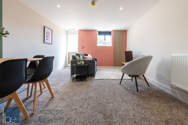 Room 4, 92 Beacon Hill Road, Newark photo 4