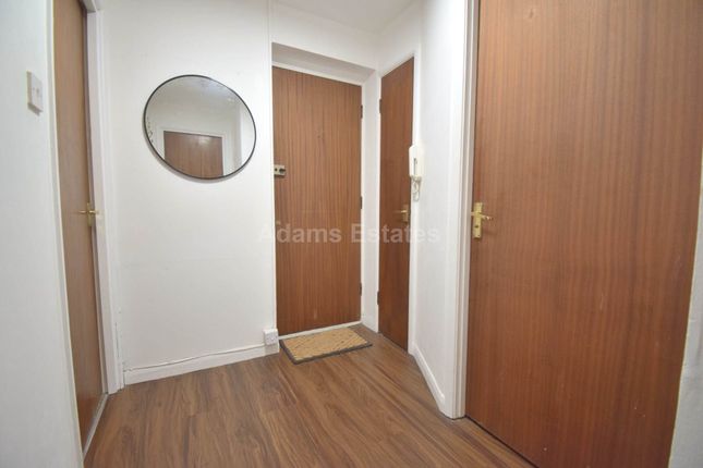 Tippett Rise, Reading photo 2