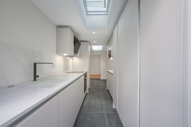 1,16, Lichfield Road, London photo 4
