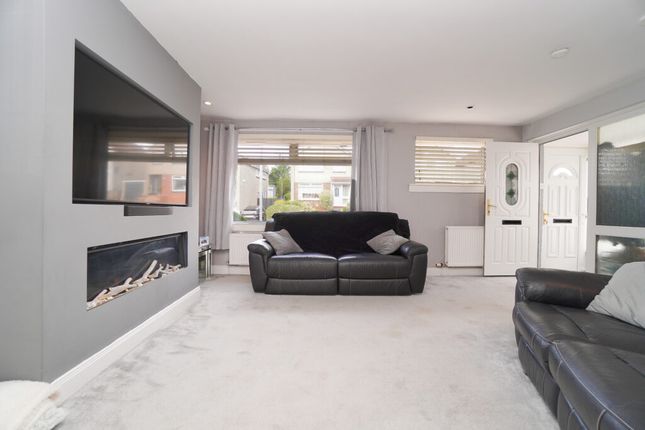 59, Breval Crescent, Clydebank photo 2