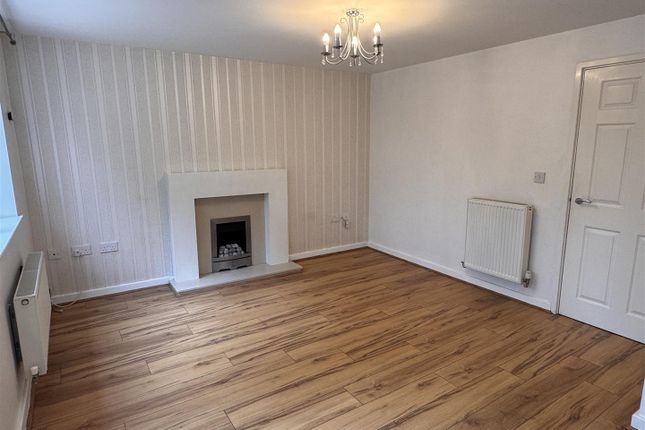 Williamson Gardens, Langley Mill Nottingham photo 3