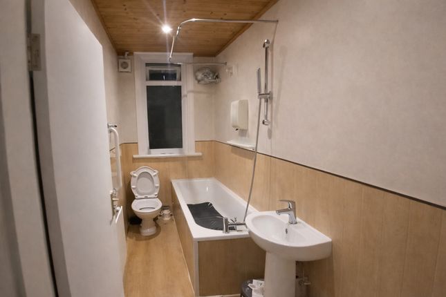 230, Wellmeadow Road, London photo 5