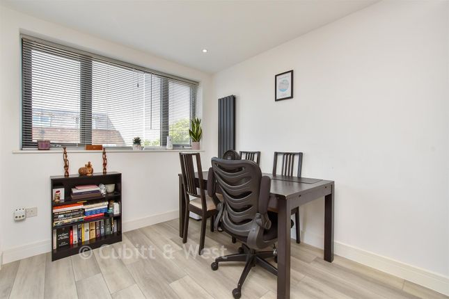 Kelsey Apartments, Bridge Street, Leatherhead photo 4