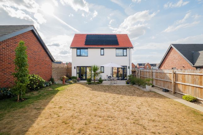 3 Swallowtail Way, Swaffham, Norfolk photo 2