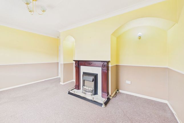 93 Sheraton, Gateshead photo 3