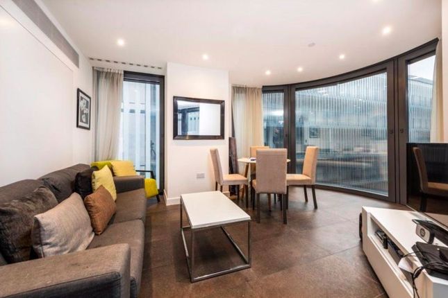 2 bed flat to rent in Chronicle Tower, City Road EC1V