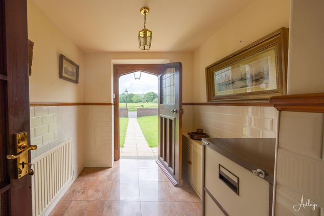 Front Entrance Hallway