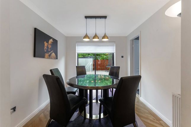 3, Gryfebank Close, Houston photo 4