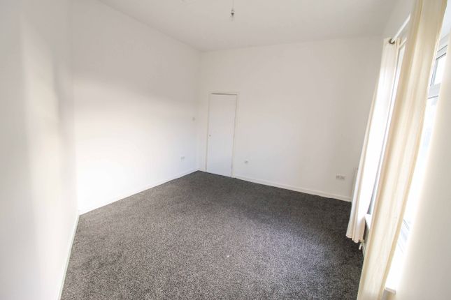 3a Morris Green Lane, Bolton photo 4