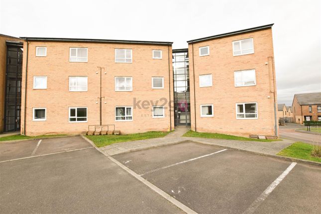 8, Park Grange Mount, Sheffield photo 2