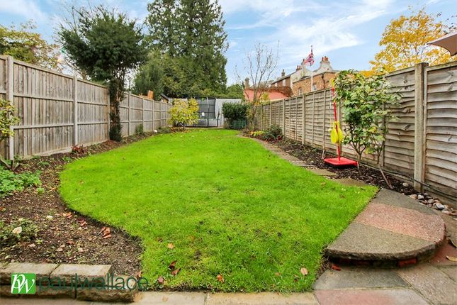 22, Huntingdon Close, Broxbourne photo 4