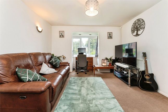212, The Rowans, Cambridgeshire photo 2