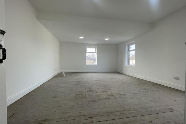 4, Bright Street, Burnley photo 5