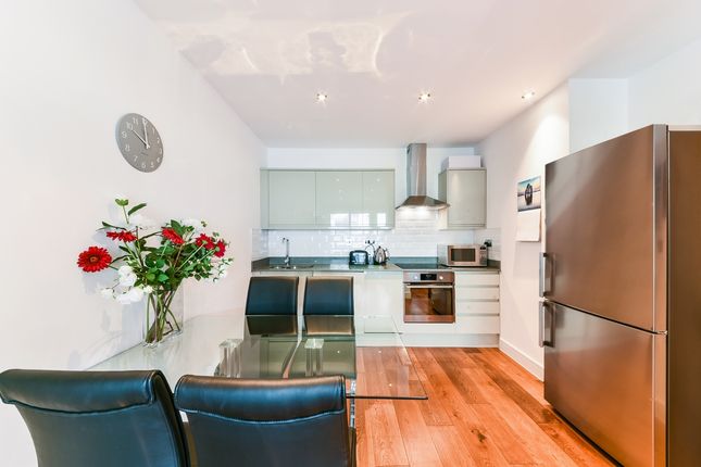 1 Bed Flat For Sale In Carmine Wharf Copenhagen Place