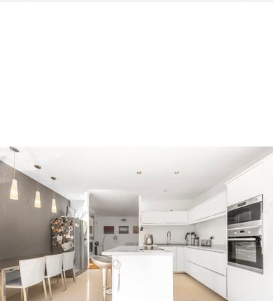 30, Dacres Road, London photo 4