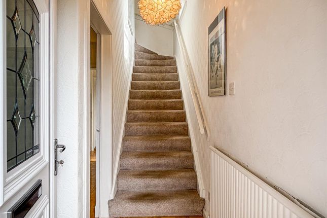 2, Queens Crescent, Motherwell photo 3