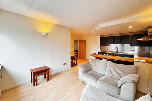 2-bed flat on 10, 14, Park Row, West Yorkshire, ., £150,000