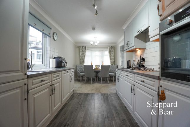 14, Queens Drive, Cardiff photo 3