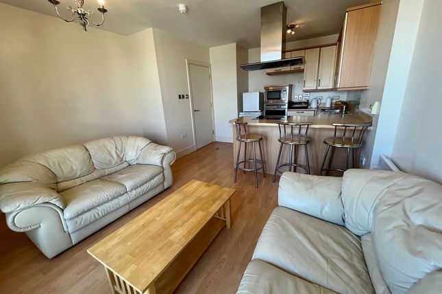 Flat for sale in Queen Street, Cardiff