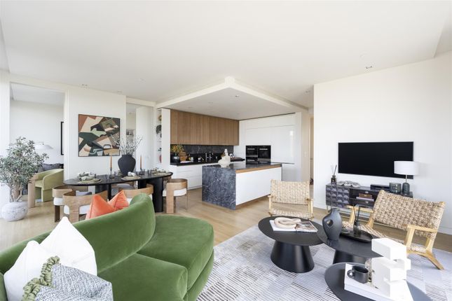 Flat for sale in Plimsoll Building, London