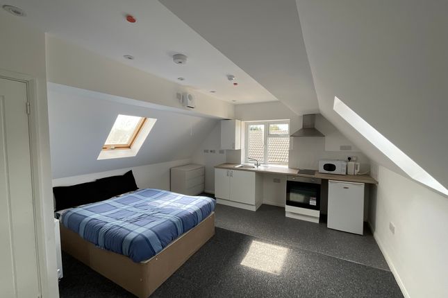 Thumbnail Studio to rent in Temple Bar, Willenhall