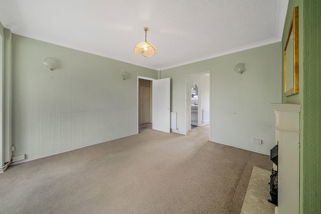 6, Winding Shot, Hemel Hempstead photo 4