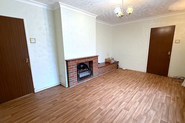 11 Sandwood Crescent, Sandford Hill, Stoke-On-Trent photo 3