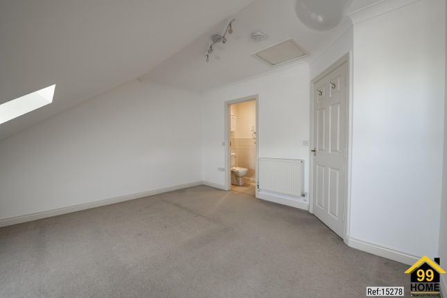 15, Shore Road, Hythe photo 3