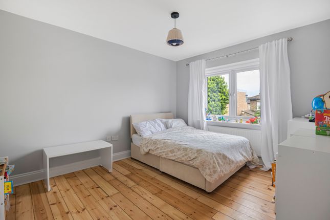 Thumbnail End terrace house to rent in Park Road, London