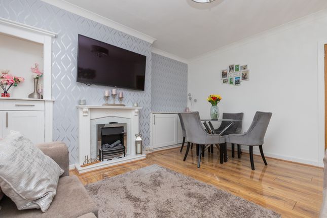 27 Dunlop Street, Linwood photo 3