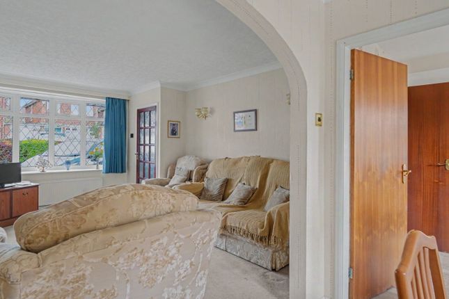 49, Oakwood Road, Birmingham photo 4