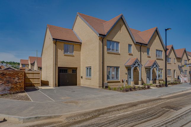4-bed house on 354, The Acres, Heritage Place, Eastleigh, £525,000