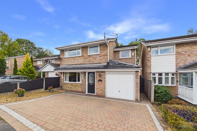 3-bed detached on Cedar Way, Preston, £350,000