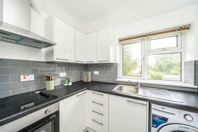 FFF, 12, Alderbury Road, London photo 4