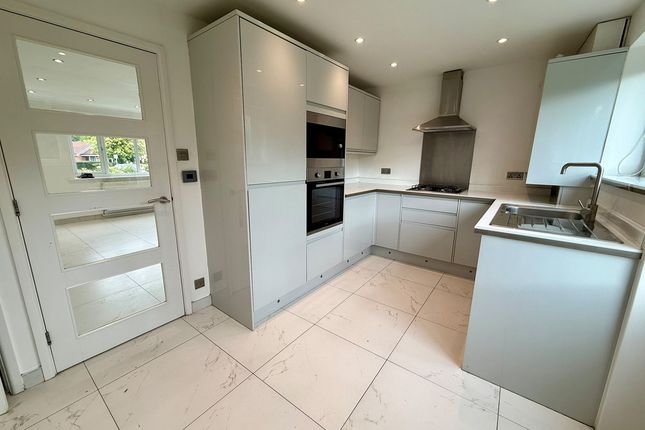 12, Lavister Avenue, Manchester photo 3