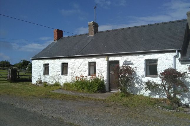 Thumbnail Semi-detached house for sale in Llangwnadl, Gwynedd