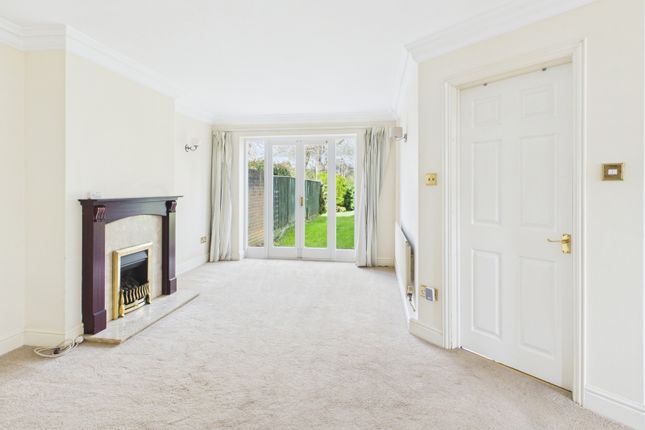7, Kemsley Chase, Buckinghamshire photo 2