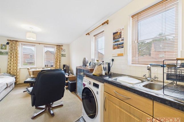 28 Pendinas, Wrexham photo 4