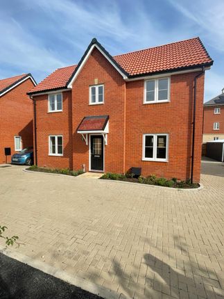 Detached house to rent in Airedale Gardens, Houghton Regis, Dunstable LU5