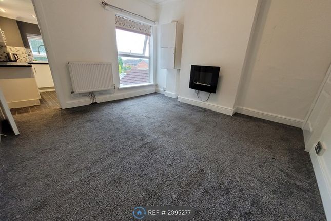 Thumbnail Flat to rent in Cannock Road, Cannock