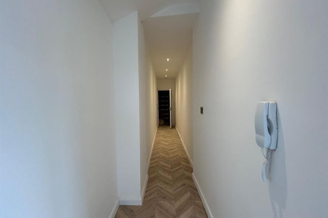 Studio flat on Garden Flat, 63, Winchelsea Road, Rye, £875/mo