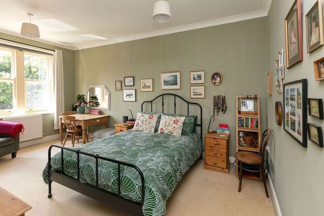 28 Herrison House, Charlton Down, Dorchester photo 4
