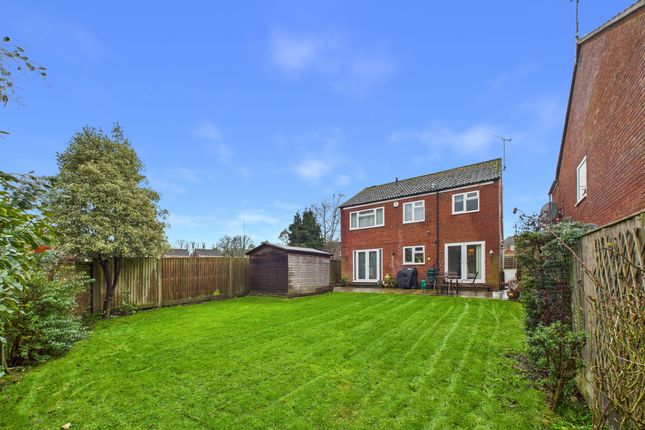 38 George Road, High Wycombe photo 4