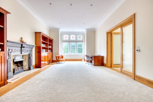 2b,Sadhana House, Elm Walk, London photo 4