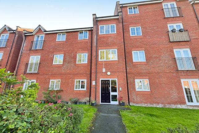 1 Bedroom Flat in BL1 8XP
