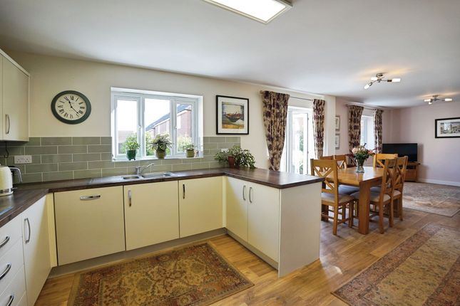 34 Blue Albion Street, Retford photo 4