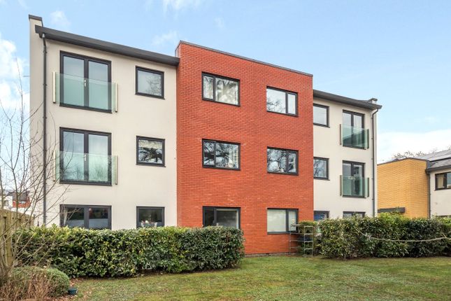 Thumbnail Flat for sale in The Chase, Topsham, Exeter