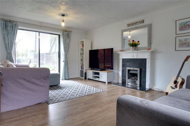 7, Forest Dean, Hampshire photo 3
