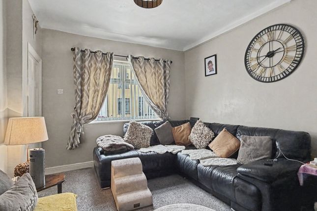 4, Fir Street, Widnes photo 2